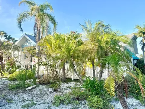 202 12th Ave, Indian Rocks Beach, FL 33785