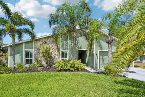 4712 Glenbrooke Dr, Sarasota, FL 34243