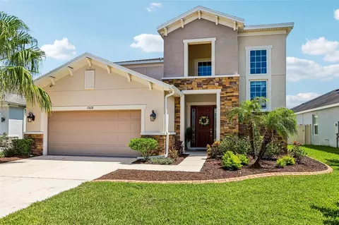 17628 Bright Wheat Dr, Lithia, FL 33547