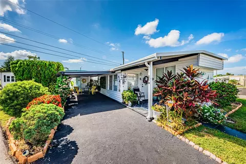 4187 72nd St N #32, Saint Petersburg, FL 33709