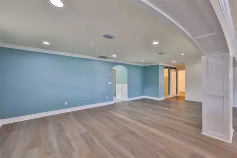 Living - 10922 Park Dr, Riverview, FL 33569 photo 5 of 9