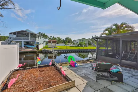 Exterior - 10922 Park Dr, Riverview, FL 33569 photo 4 of 6