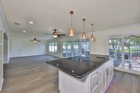 Kitchen - 10922 Park Dr, Riverview, FL 33569 photo 6 of 7