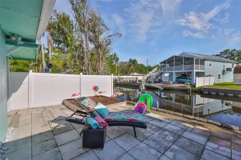 Exterior - 10922 Park Dr, Riverview, FL 33569 photo 3 of 6