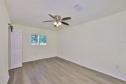 Bedroom - 10922 Park Dr, Riverview, FL 33569 photo 5 of 6