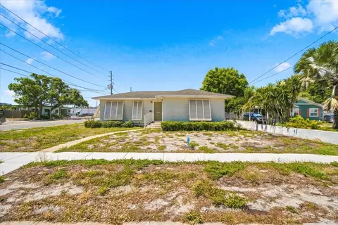 1197 Grove St, Clearwater, FL 33755
