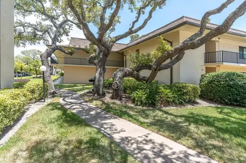 12300 Vonn Rd #2101, Largo, FL 33774