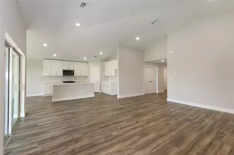 Living - 6087 SW 97th Pl, Ocala, FL 34476 photo 3 of 4