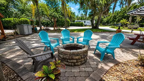 243 Saddle Ln, River Ranch, FL 33867 photo 2