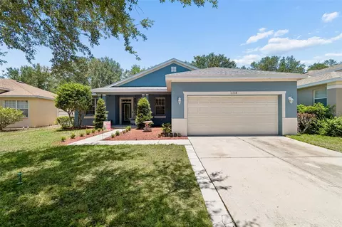11318 Bridge Pine Dr, Riverview, FL 33569