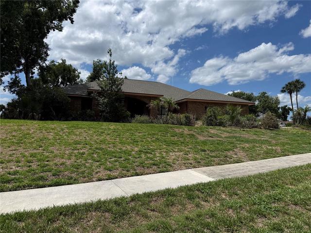 10005 Hunt Cliff Dr, Riverview, FL 33569