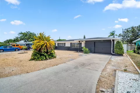 2301 Whitman St, Clearwater, FL 33765