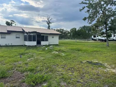 Exterior - 2699 Live Oak Rd, Perry, FL 32348 photo 3 of 7