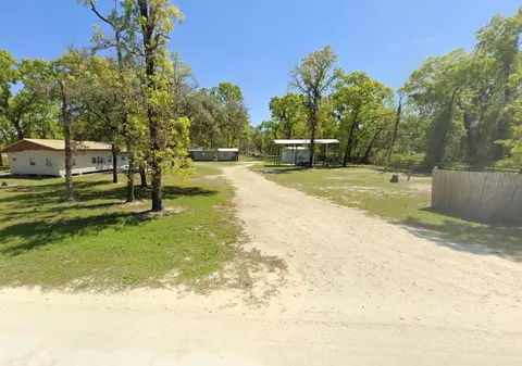 Exterior - 2699 Live Oak Rd, Perry, FL 32348 photo 2 of 7