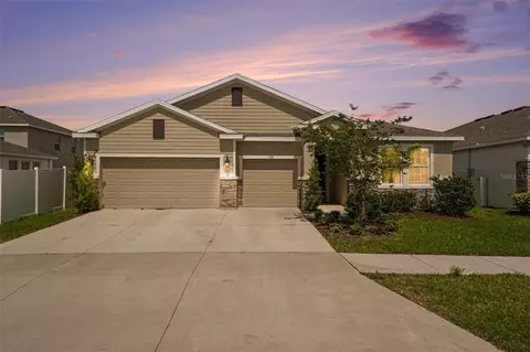 528 Ocean Spray Dr, Ruskin, FL 33570
