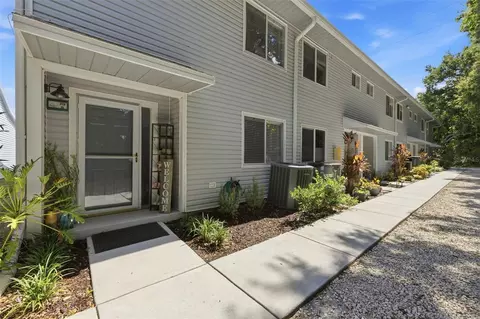 500 New York Ave #7, Dunedin, FL 34698