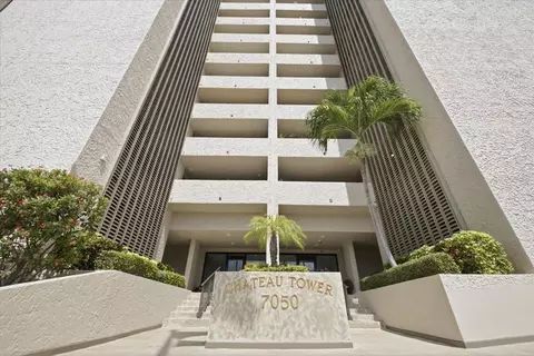 7050 Sunset Dr S #216, Saint Petersburg, FL 33707