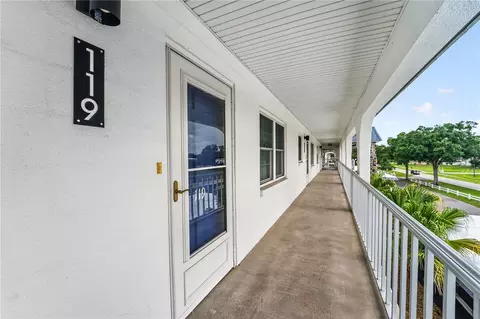 4801 Airport Rd #119, Zephyrhills, FL 33542