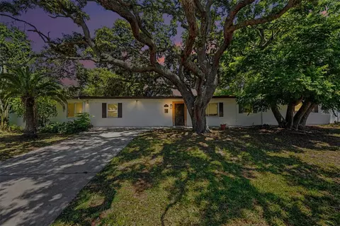 217 Garden Cir, Clearwater, FL 33756