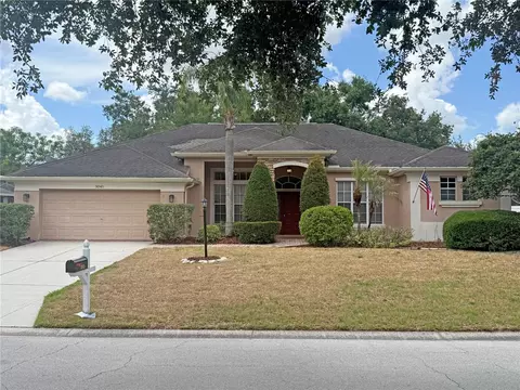 3045 Sutton Woods Dr, Plant City, FL 33566