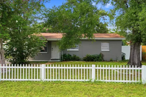 2430 N Ramona Cir, Tampa, FL 33612