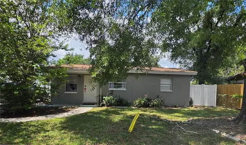 2430 N Ramona Cir, Tampa, FL 33612