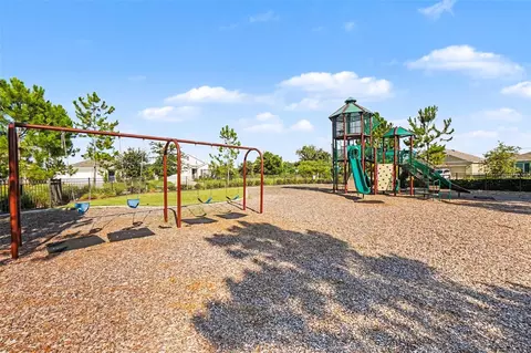 View/Area - 10213 Cloudburst Ct, Riverview, FL 33578 photo 2 of 2