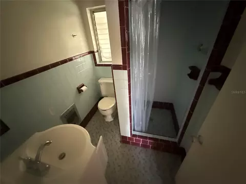 Bath - 1485 Davis Ave, Bartow, FL 33830 photo 1 of 2