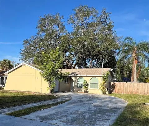 1014 Stonefence Way, Tarpon Springs, FL 34689