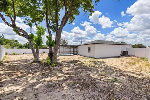 Exterior - 11660 Linden Dr, Spring Hill, FL 34608 photo 14 of 15