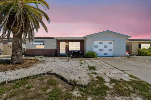 8052 Dedham Dr, Port Richey, FL 34668