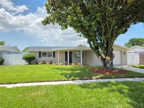 5752 Lanate Ave, New Port Richey, FL 34652
