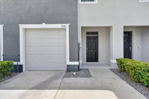 Exterior - 8655 Falling Blue Pl, Riverview, FL 33578 photo 5 of 5