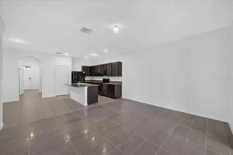 8655 Falling Blue Pl, Riverview, FL 33578 photo 6
