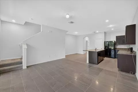 8655 Falling Blue Pl, Riverview, FL 33578 photo 7