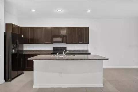 8655 Falling Blue Pl, Riverview, FL 33578 photo 3