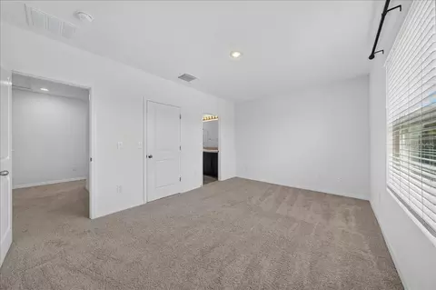 8655 Falling Blue Pl, Riverview, FL 33578 photo 13