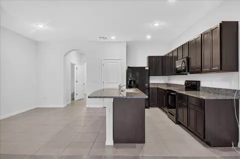 8655 Falling Blue Pl, Riverview, FL 33578 photo 5