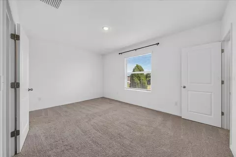 8655 Falling Blue Pl, Riverview, FL 33578 photo 11