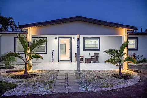1015 Boca Ciega Isle Dr, Saint Pete Beach, FL 33706