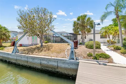 Exterior - 6331 Cocoa Ln, Apollo Beach, FL 33572 photo 17 of 24