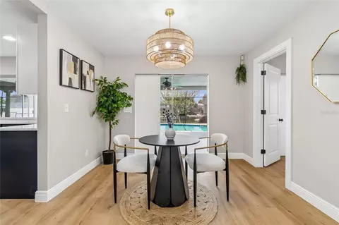 Dining - 6331 Cocoa Ln, Apollo Beach, FL 33572 photo 1 of 6