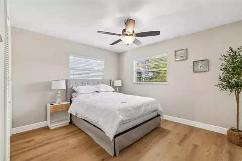 Bedroom - 6331 Cocoa Ln, Apollo Beach, FL 33572 photo 5 of 9