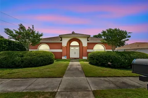 7791 Carver Ct, Seminole, FL 33772