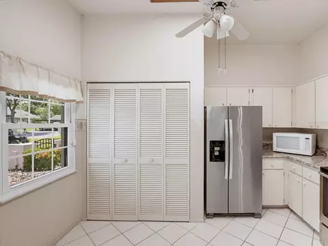 Kitchen - 3454 Killdeer Pl, Palm Harbor, FL 34685 photo 6 of 6