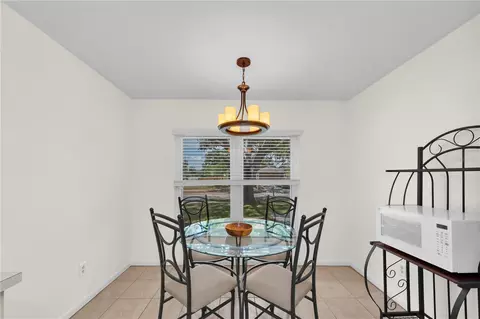 Dining - 10626 Foxcrest Way, Riverview, FL 33569 photo 3 of 3