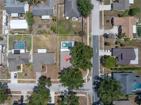 View/Area - 10626 Foxcrest Way, Riverview, FL 33569 photo 2 of 7