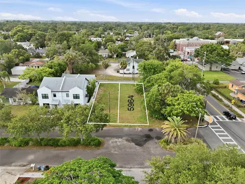 5964 Central Ave, New Port Richey, FL 34653