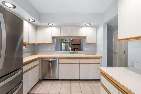 Kitchen - 1767 SE 27th Loop, Ocala, FL 34471 photo 2 of 3