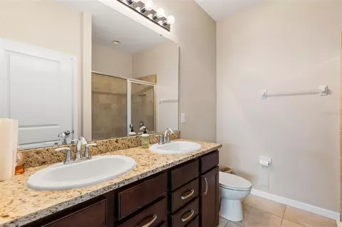 Bath - 7727 Timberview Loop, Wesley Chapel, FL 33545 photo 1 of 2